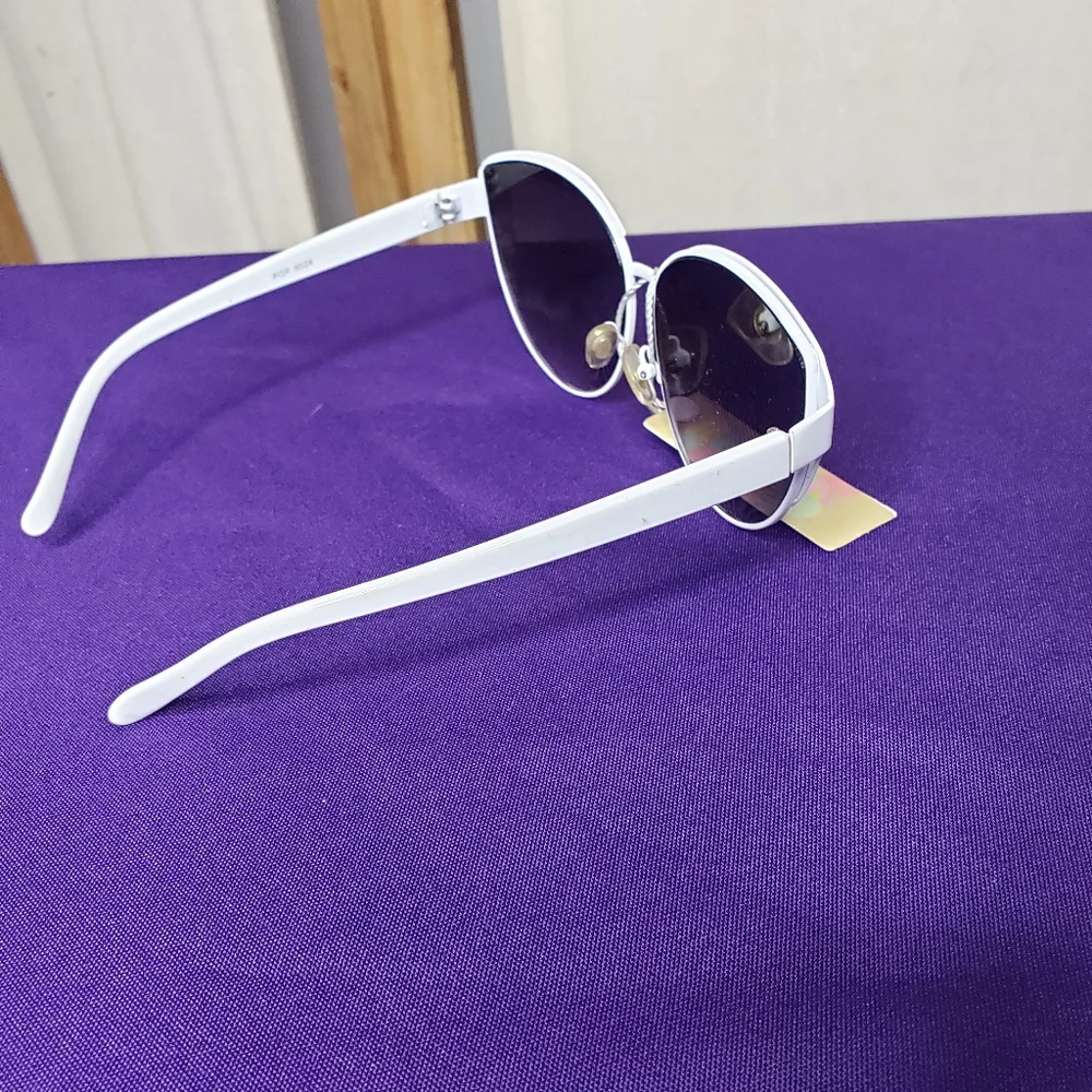 🏖 Rounded Cateye Sunglasses - Picture 4 of 4